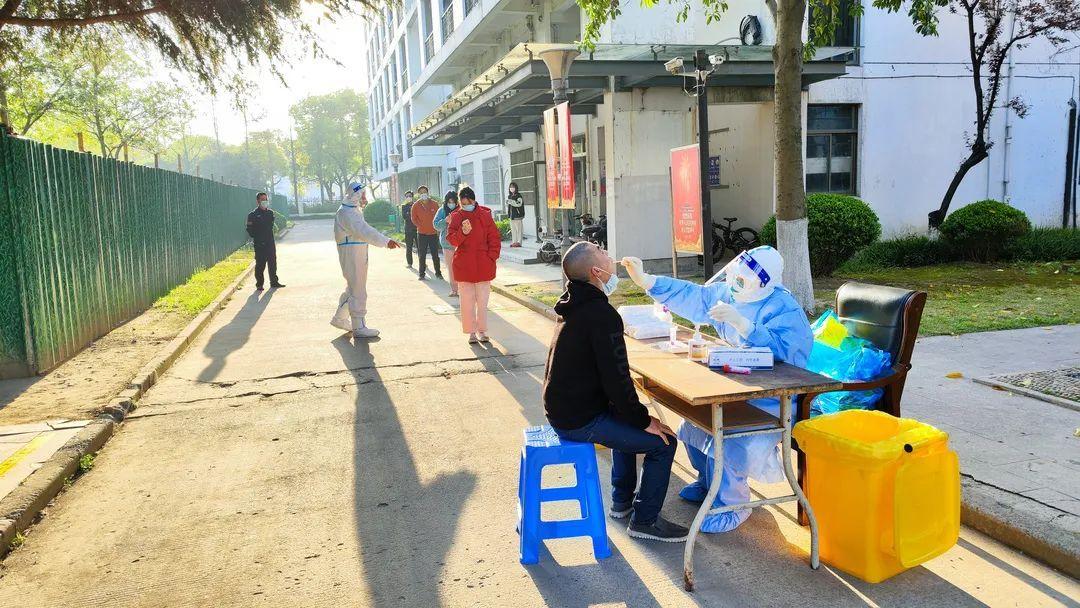 最新封闭学校食堂出租，探索校园餐饮新模式